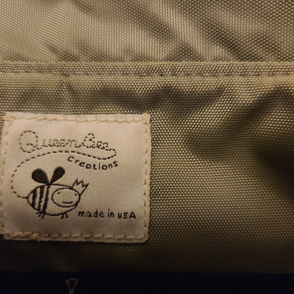 Queen Bee Black Purse